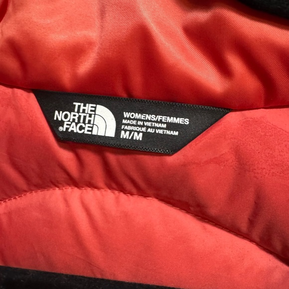 The North Face Women's Vibrant Orange Quilted Vest - Womens - Medium - Picture 3 of 6